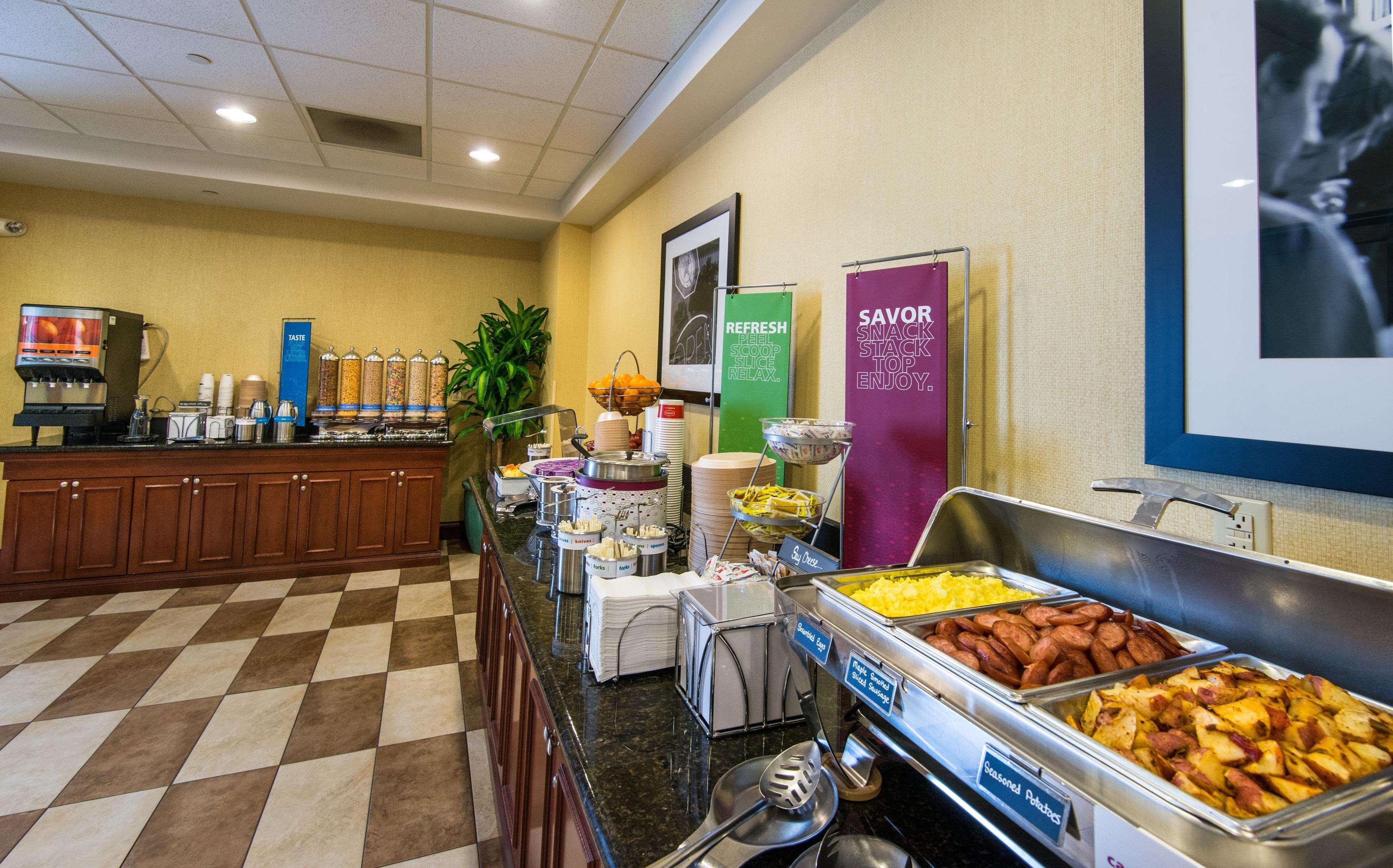 Hampton Inn & Suites Fort Myers-Colonial Boulevard Exteriér fotografie
