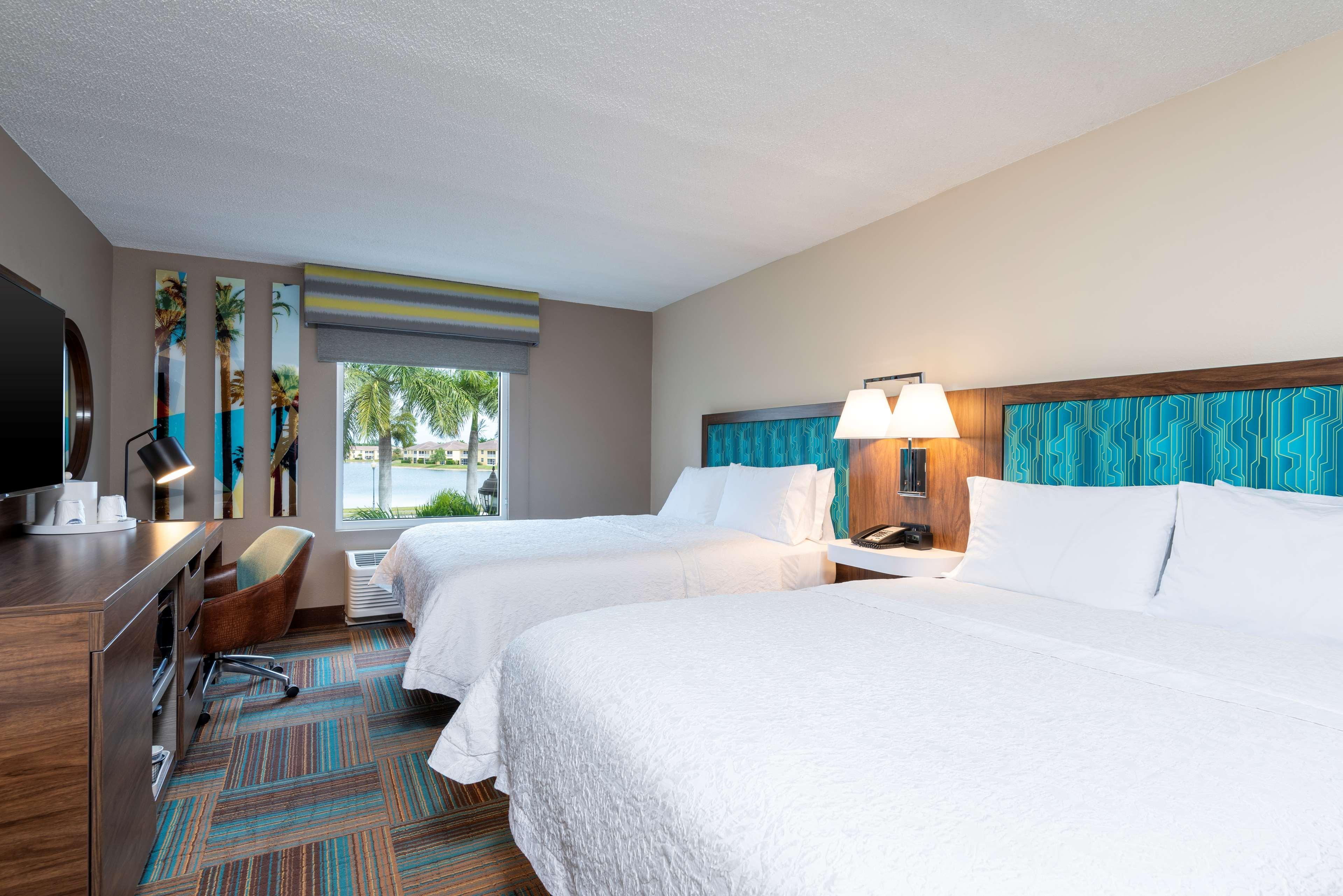 Hampton Inn & Suites Fort Myers-Colonial Boulevard Exteriér fotografie