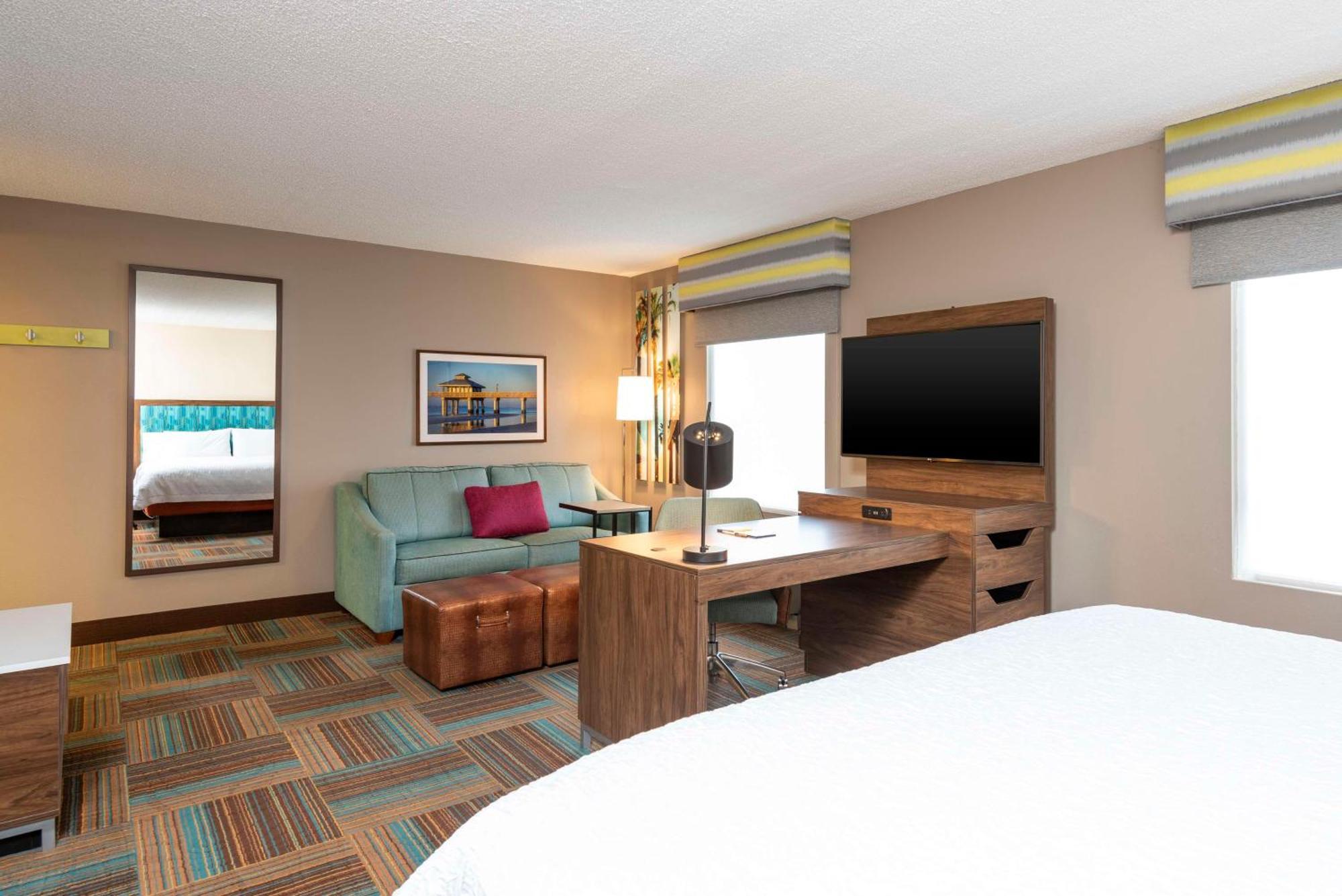 Hampton Inn & Suites Fort Myers-Colonial Boulevard Exteriér fotografie