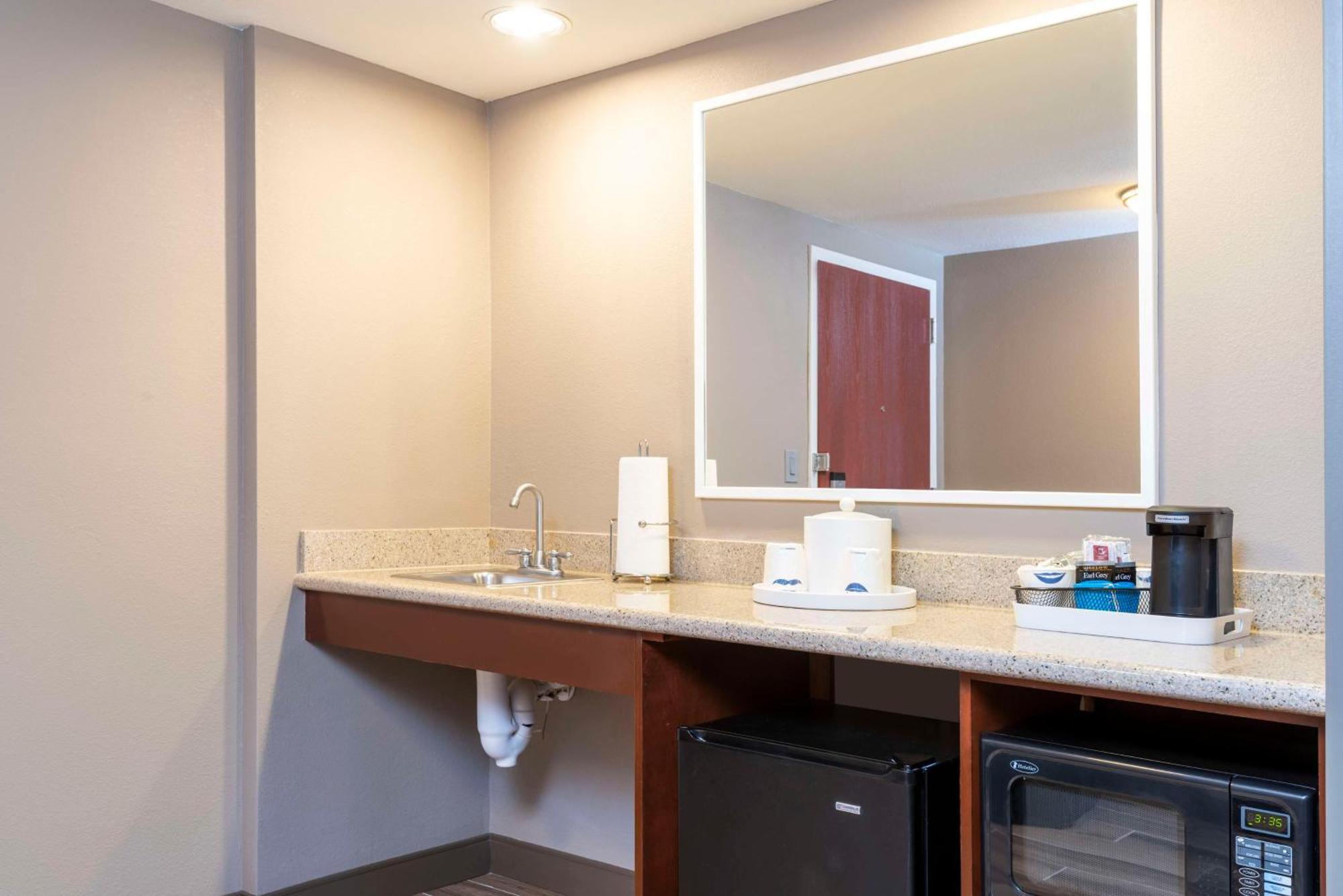 Hampton Inn & Suites Fort Myers-Colonial Boulevard Exteriér fotografie