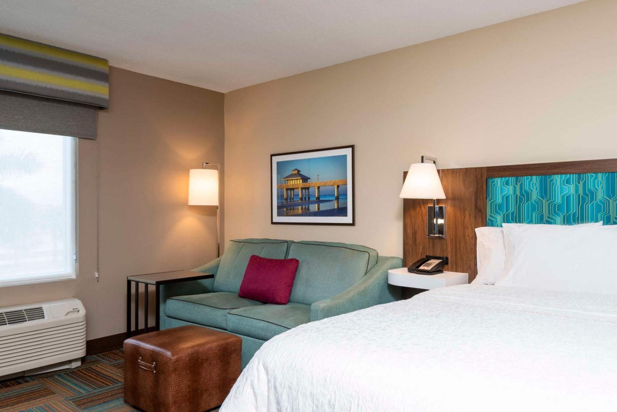 Hampton Inn & Suites Fort Myers-Colonial Boulevard Exteriér fotografie